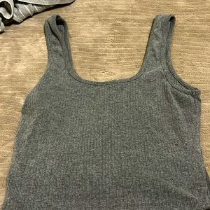 grey crop top